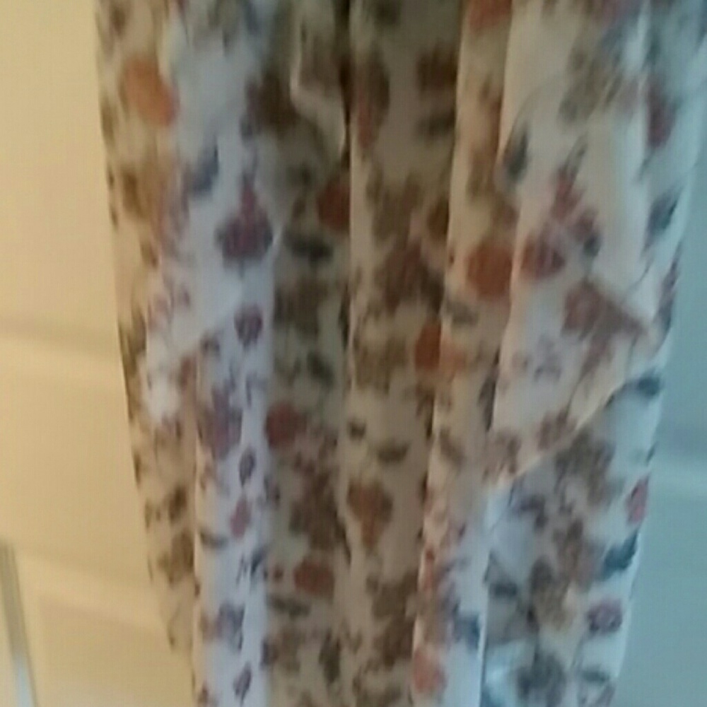 Blouse - Picture 3 of 4
